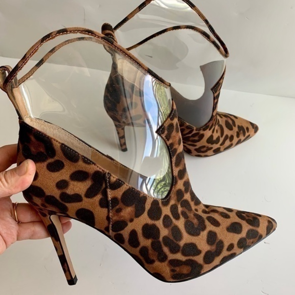 Jessica Simpson Periya Leopard print clear